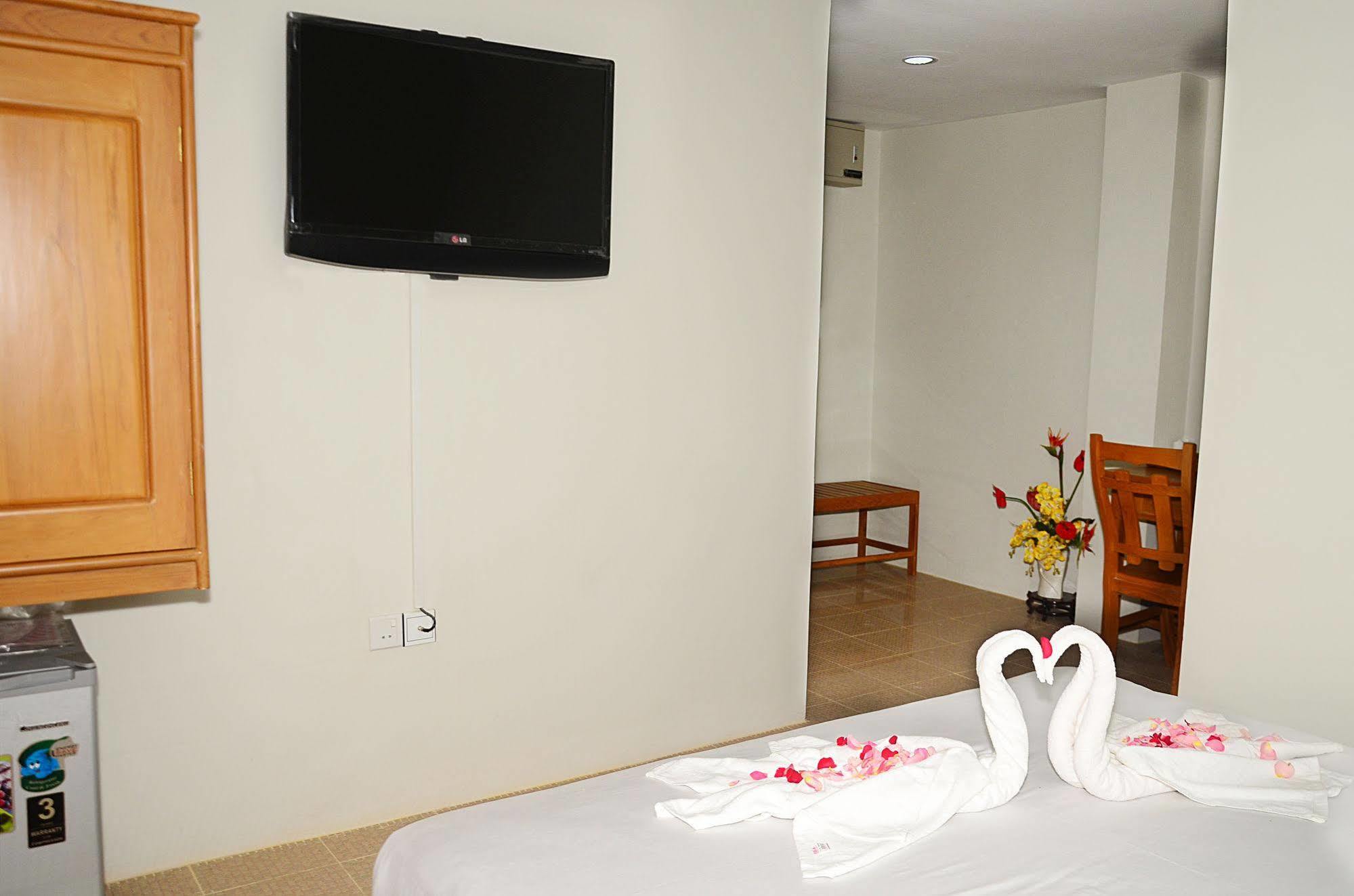 יאנגון Hotel Yno מראה חיצוני תמונה