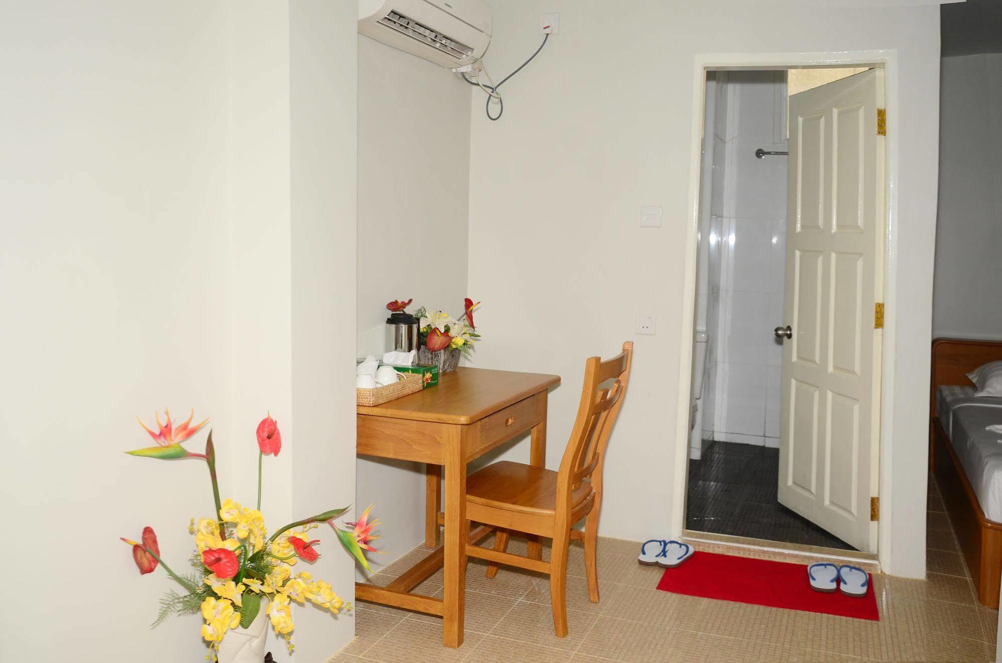 יאנגון Hotel Yno מראה חיצוני תמונה