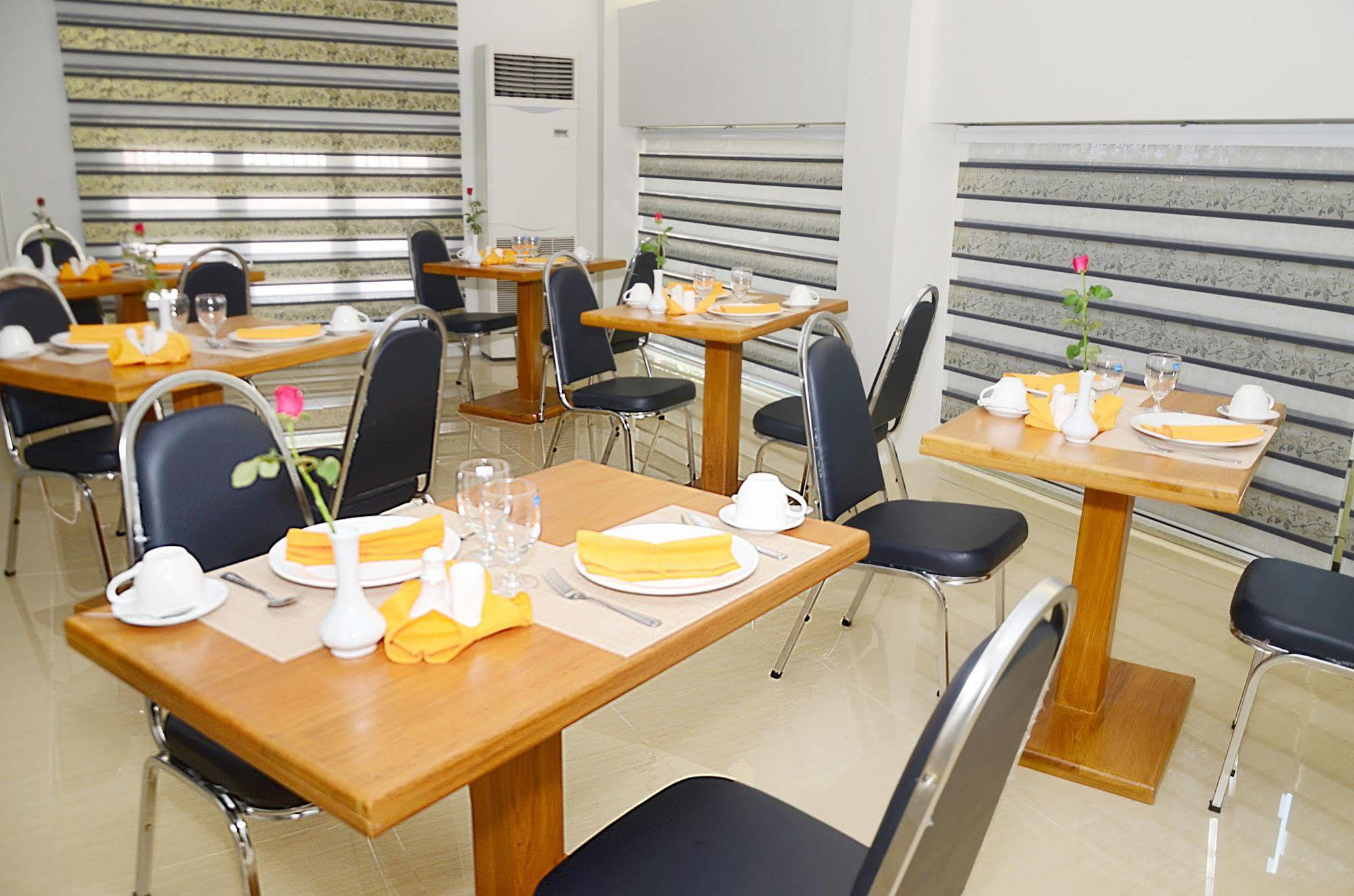 יאנגון Hotel Yno מראה חיצוני תמונה