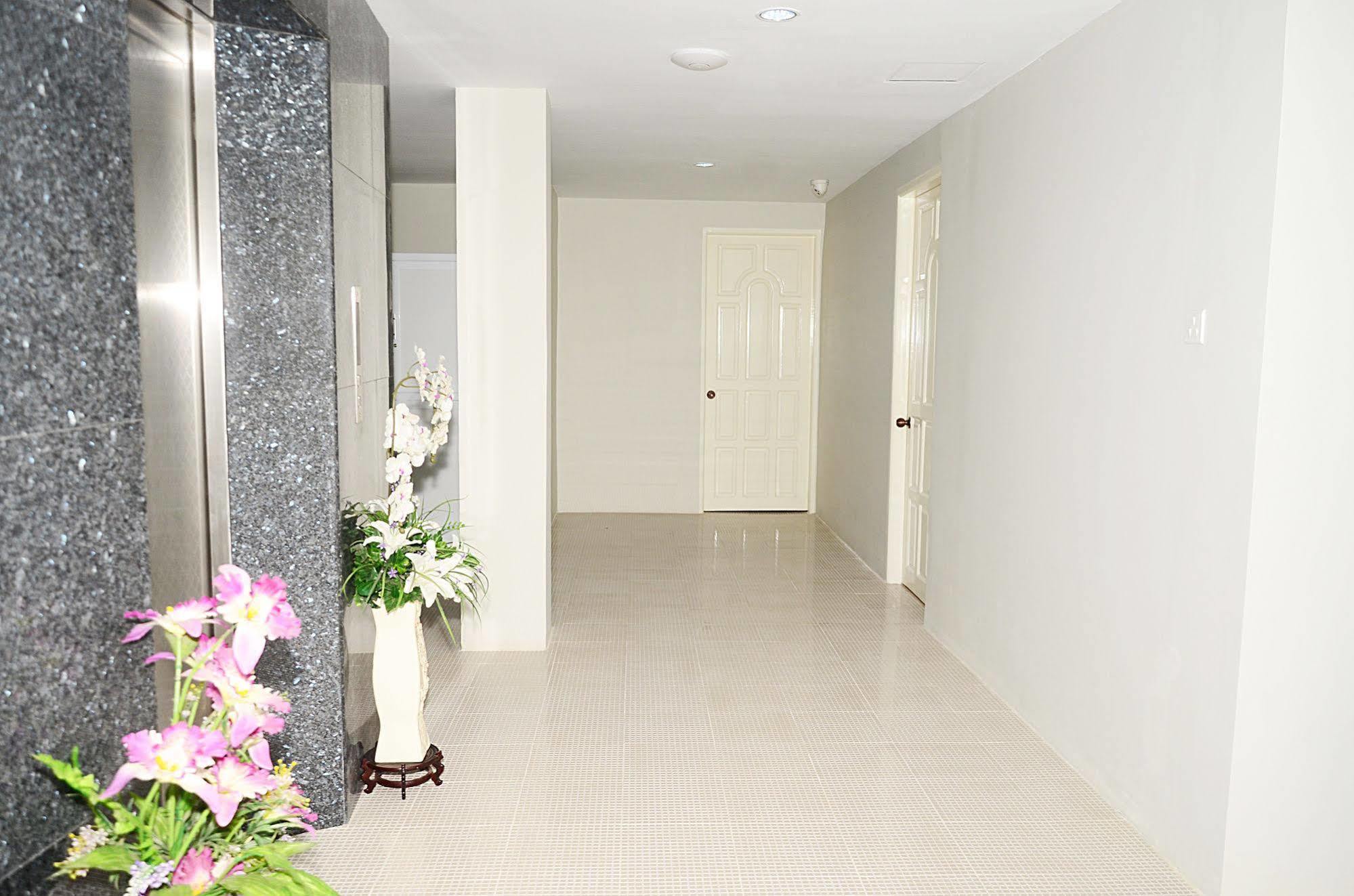 יאנגון Hotel Yno מראה חיצוני תמונה